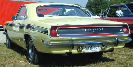 A-1969_Plymouth_Barracuda_LeftRear.jpg (37245 bytes)